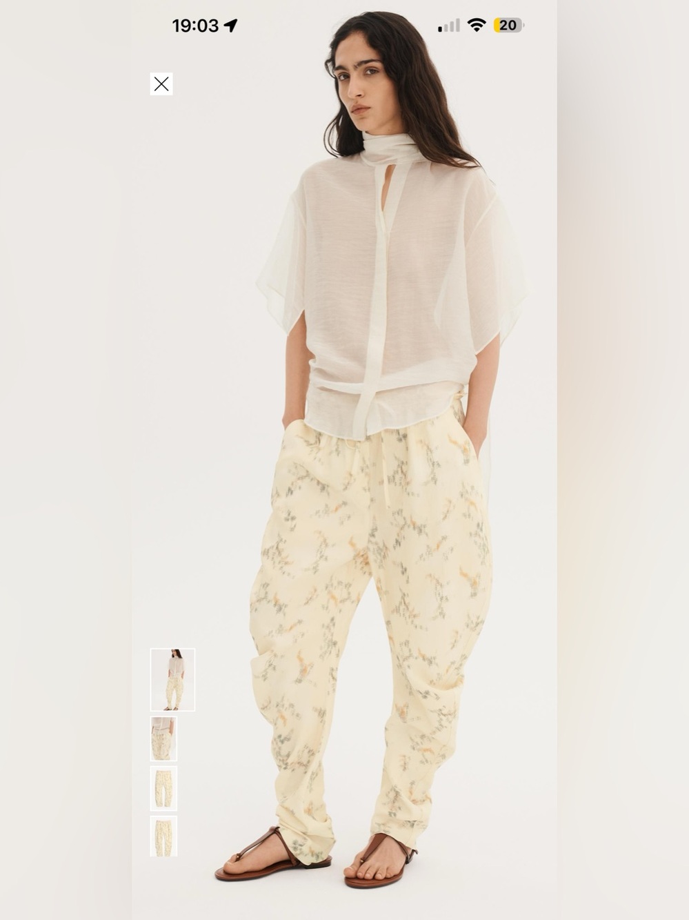 Zara Limited edition Floral
Print pants